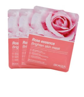 Mascarilla hidratante con pétalos de rosas BIOAQUA